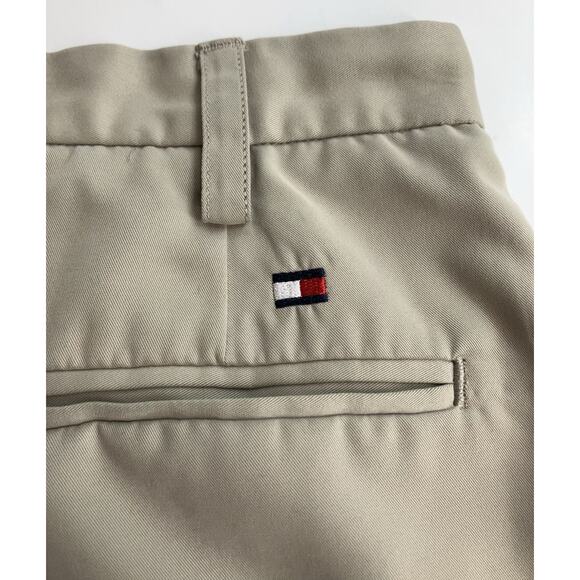 Tommy Hilfiger Golf Khaki Shorts Women’s Size 4 - Picture 6 of 8